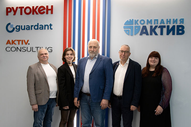 Компания Компания Актив поздравляет Инфотекс